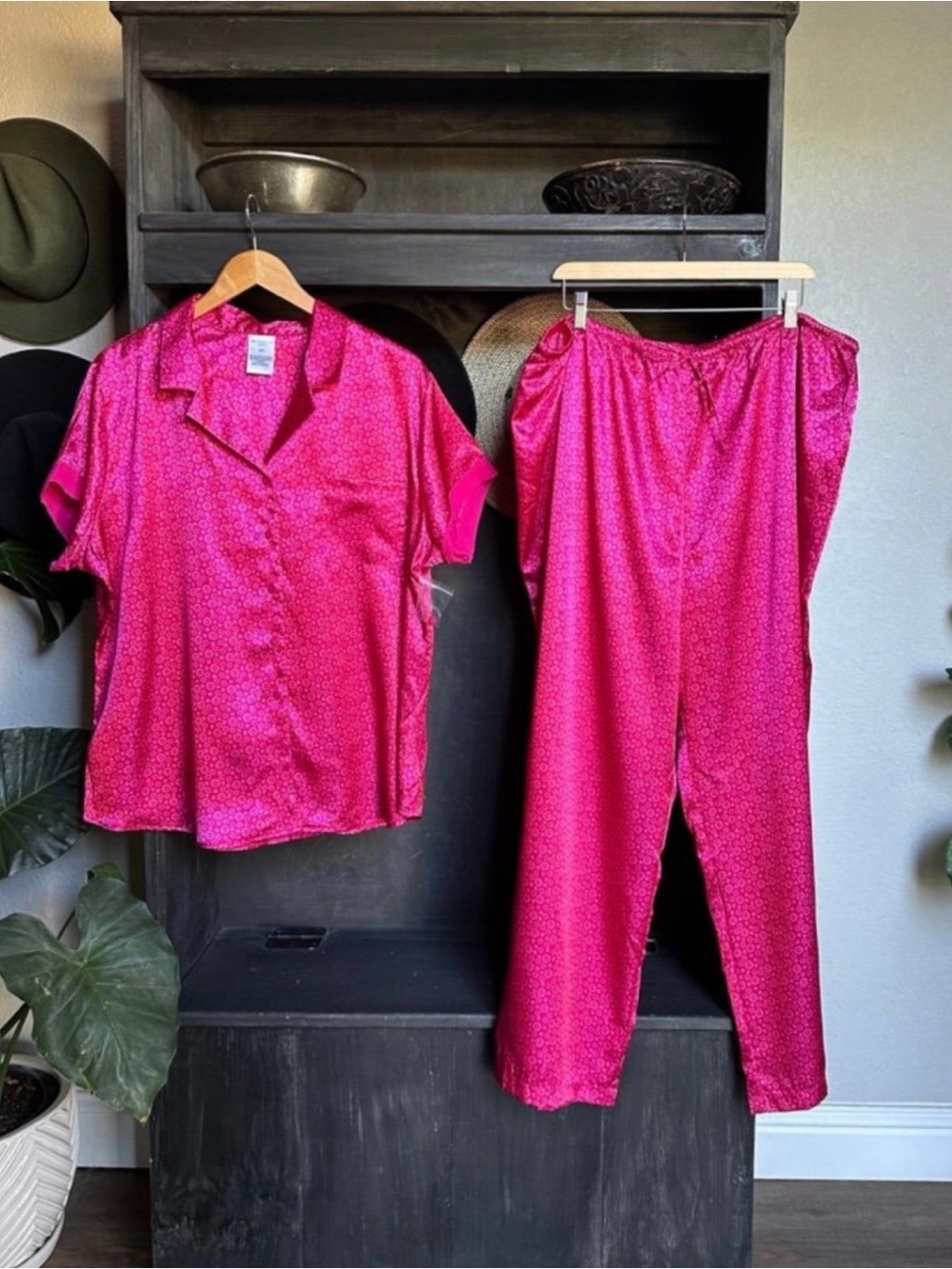 Liz Claiborne Womens Plus Size Pajama Set - Satin Button Top & Pants 2X